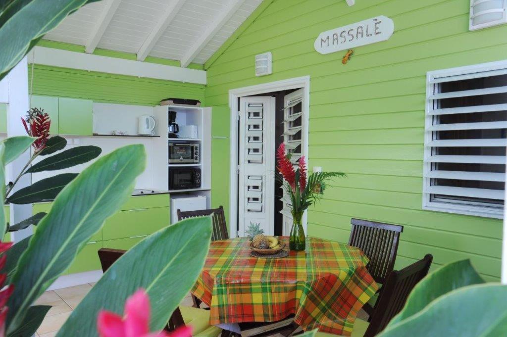 Appartement Les 3 Epices à Le Gosier  Extérieur photo